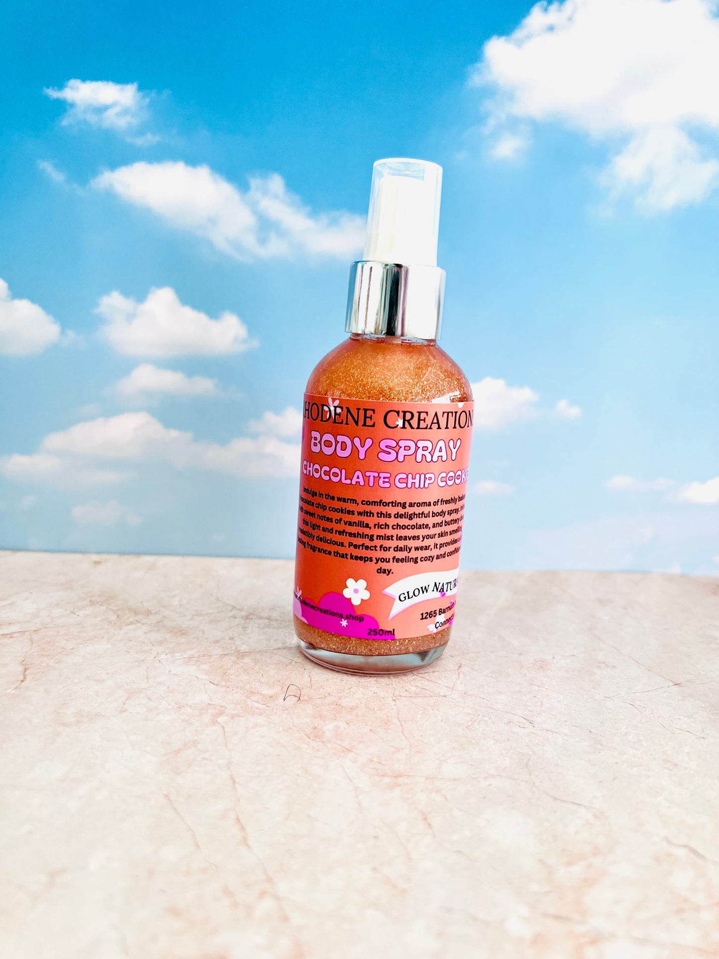 Chocolate chip cookie body spray