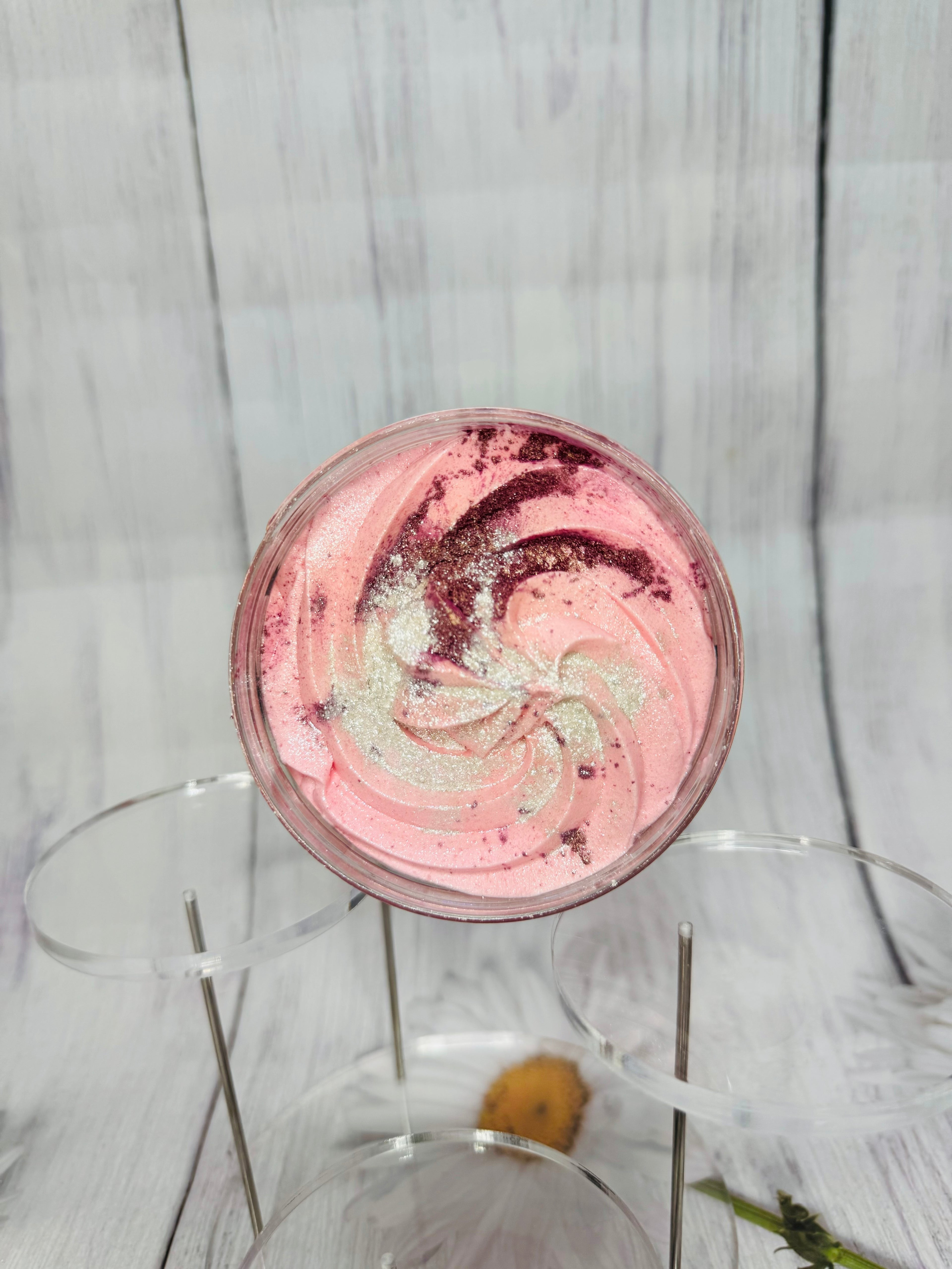 Strawberry & champagne body butter