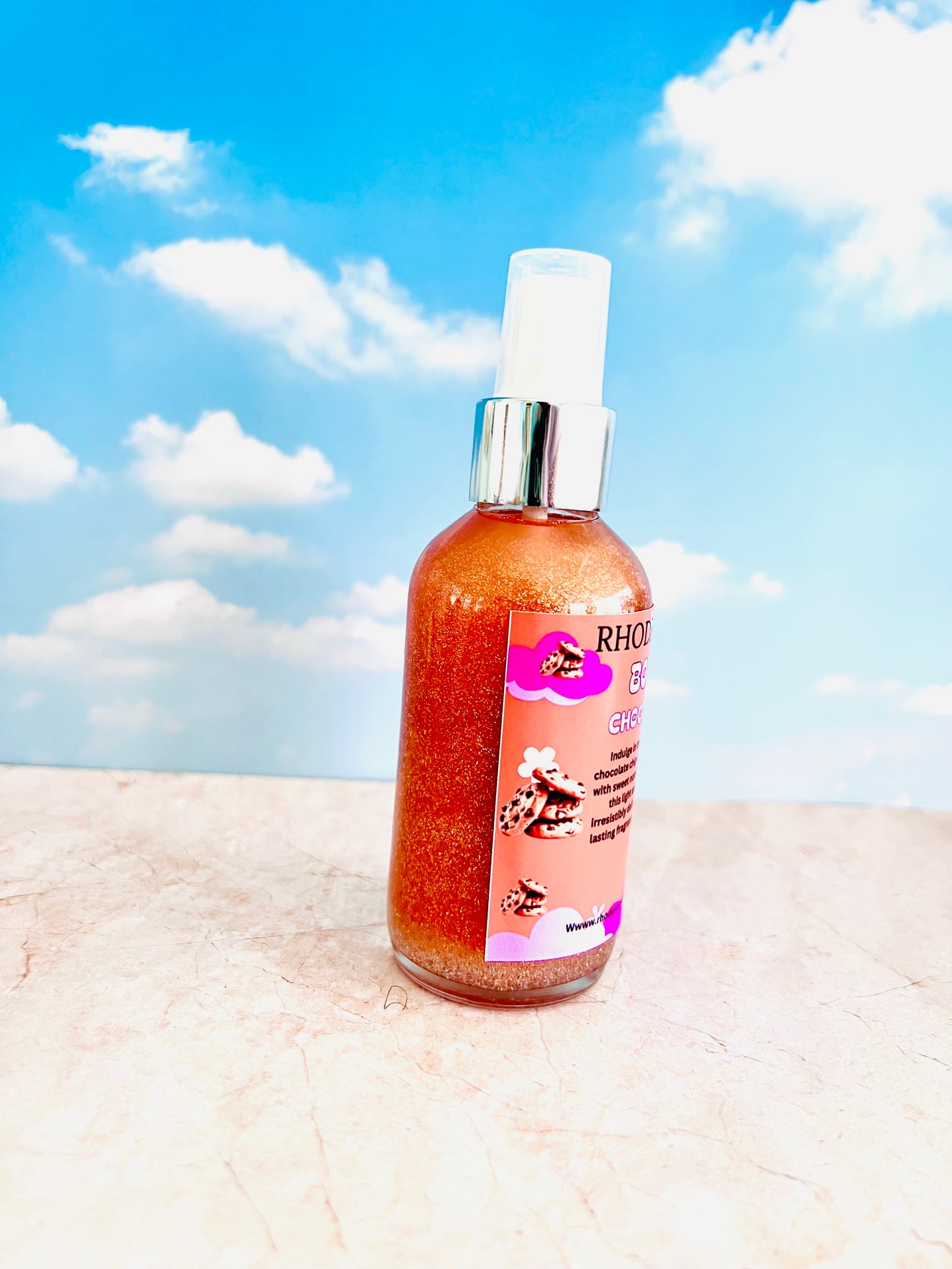 Chocolate chip cookie body spray